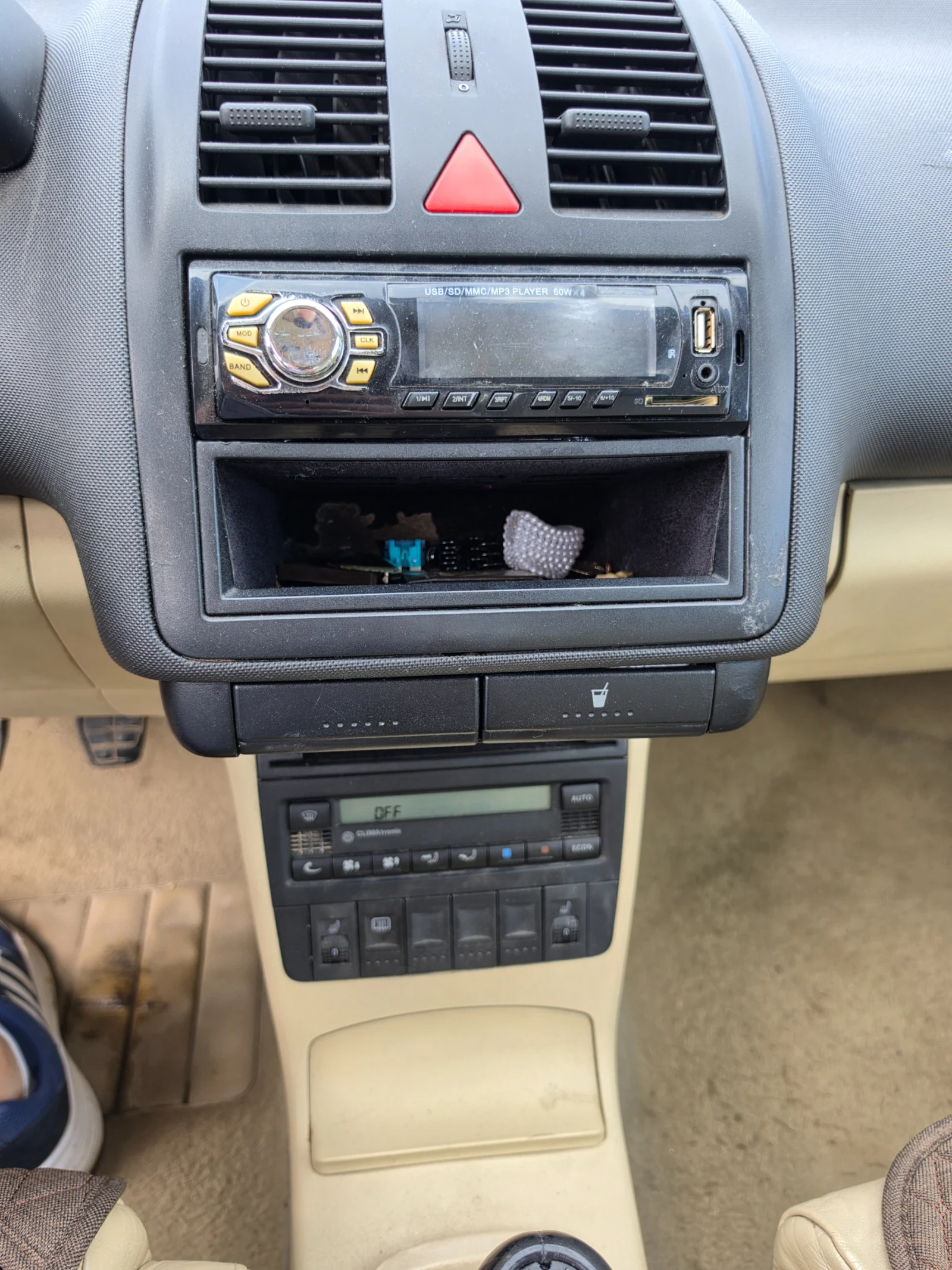 VW Polo 1.4TDI, снимка 11 - Автомобили и джипове - 55067807