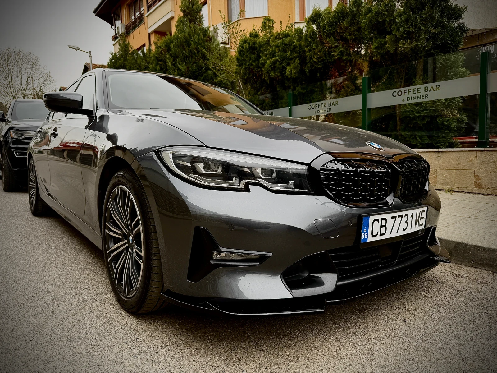 BMW 330 330i RWD - Бартер, снимка 2 - Автомобили и джипове - 55104674