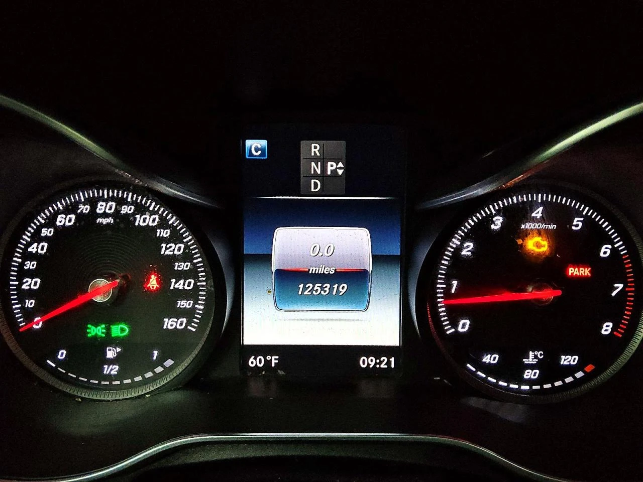 Mercedes-Benz C 300 4MATIC, снимка 9 - Автомобили и джипове - 55171773