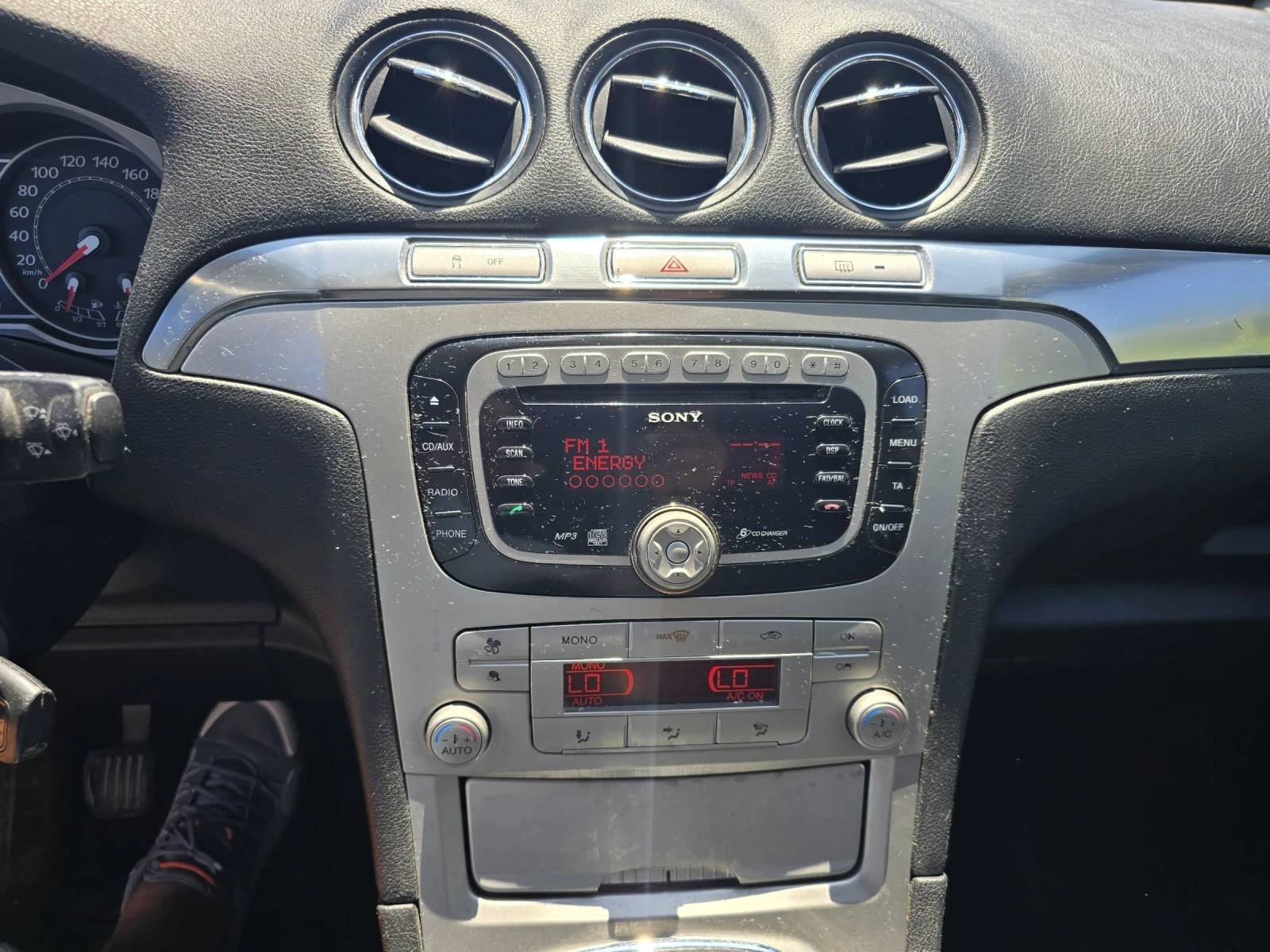 Ford S-Max FACE/ОБСЛУЖЕН/7 МЕСТНА, снимка 14 - Автомобили и джипове - 55296318