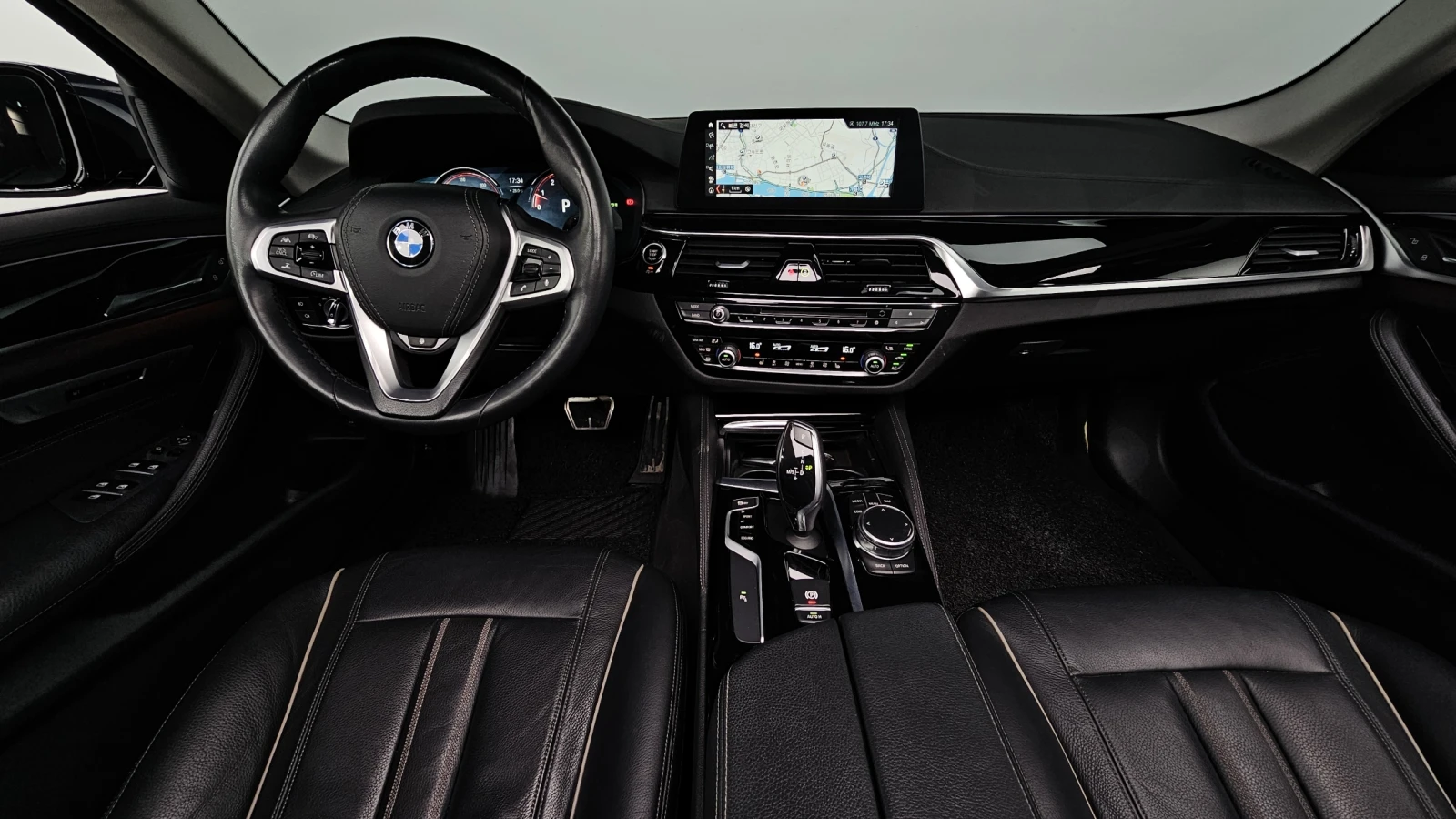 BMW 520 ЕЛ. БАГАЖНИК* HUD* BLIND SPOT* ЛЮК* КРАЙНА ЦЕНА, снимка 7 - Автомобили и джипове - 55344738