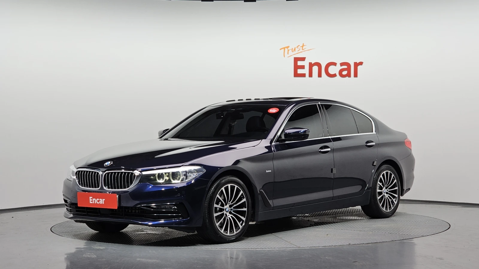 BMW 520 ЕЛ. БАГАЖНИК* HUD* BLIND SPOT* ЛЮК* КРАЙНА ЦЕНА