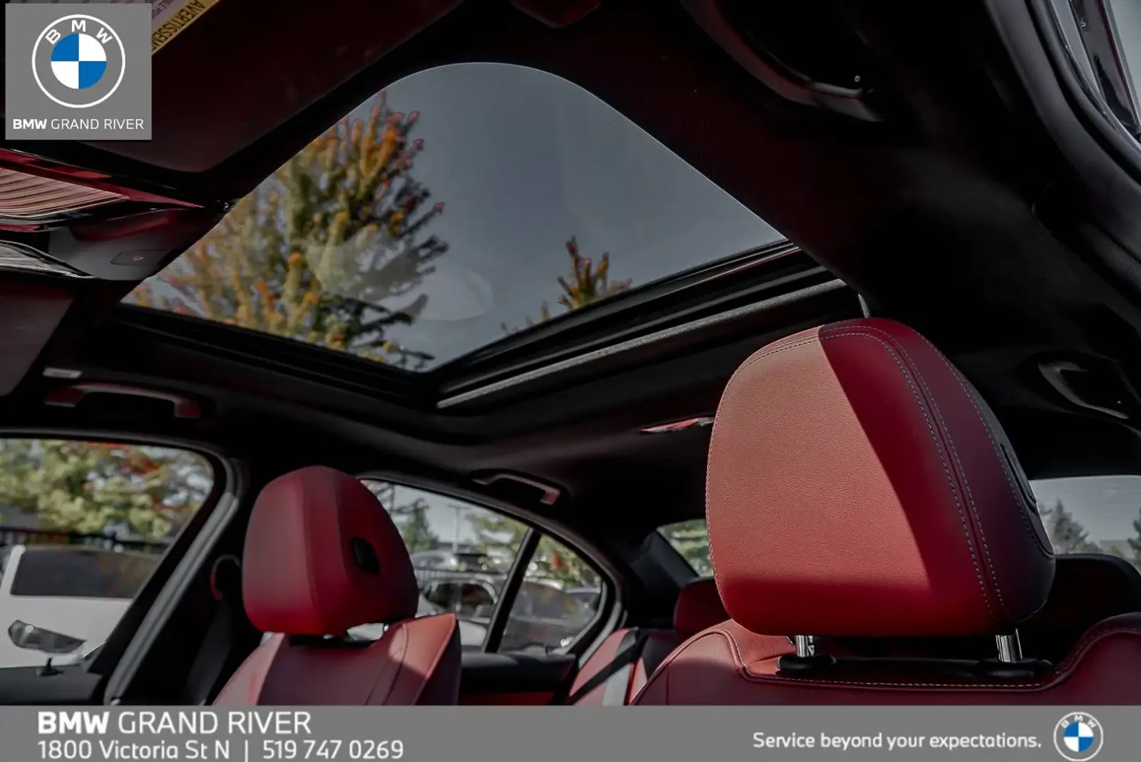 BMW 330 xDrive30i, снимка 11 - Автомобили и джипове - 56274254