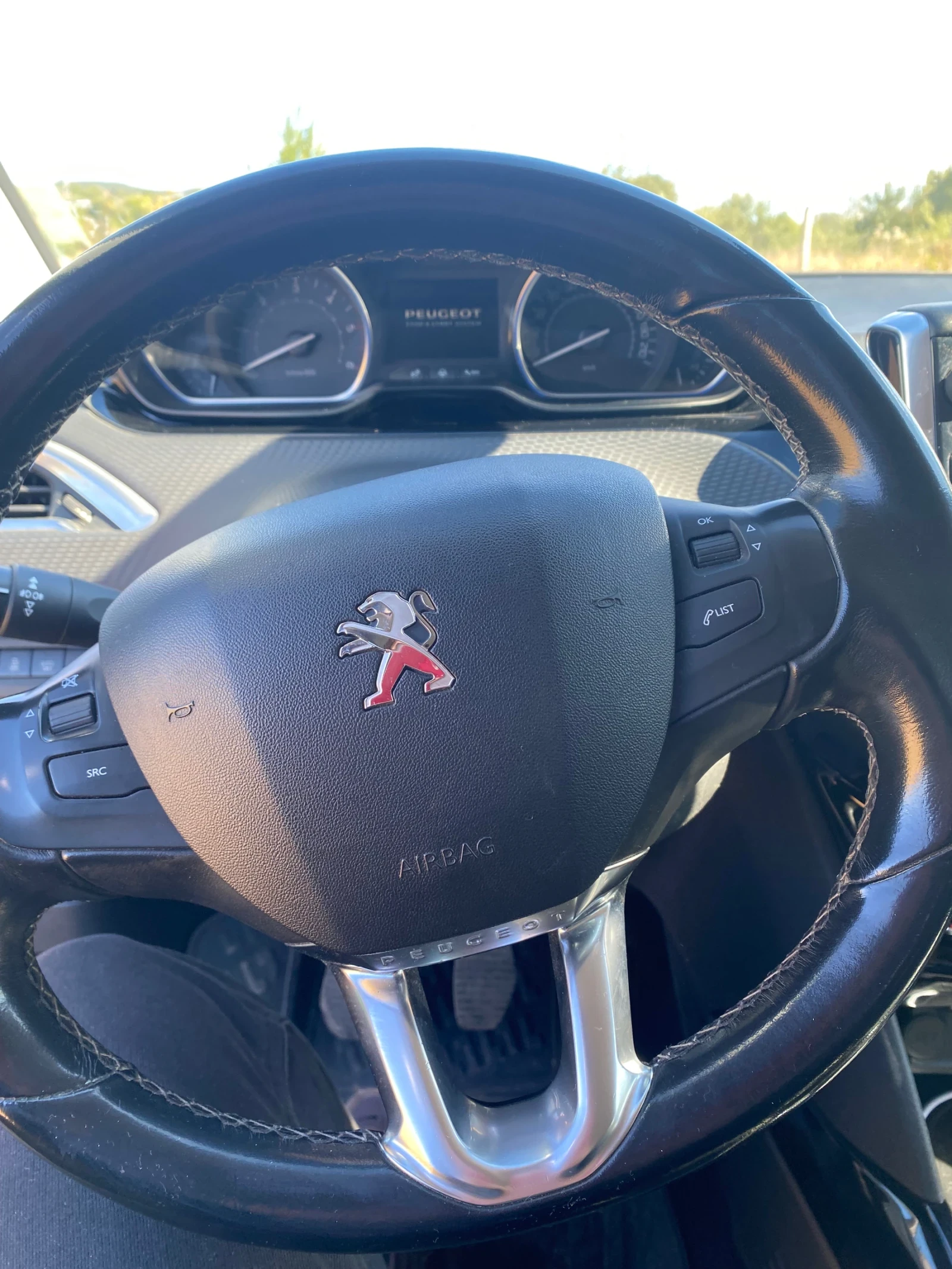 Peugeot 2008 1.6 BlUE HDI-LED-NAVI-EURO 6, снимка 2 - Автомобили и джипове - 56336187