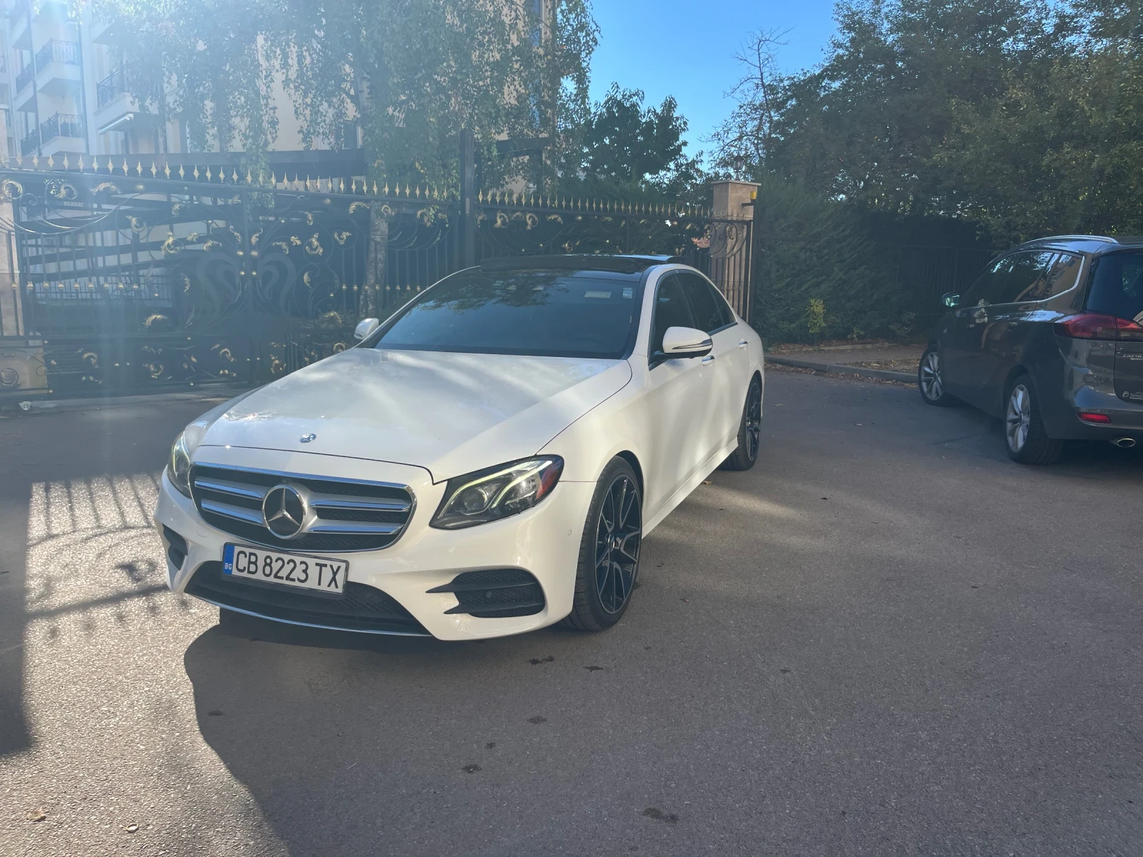 Mercedes-Benz E 400, снимка 2 - Автомобили и джипове - 56626930