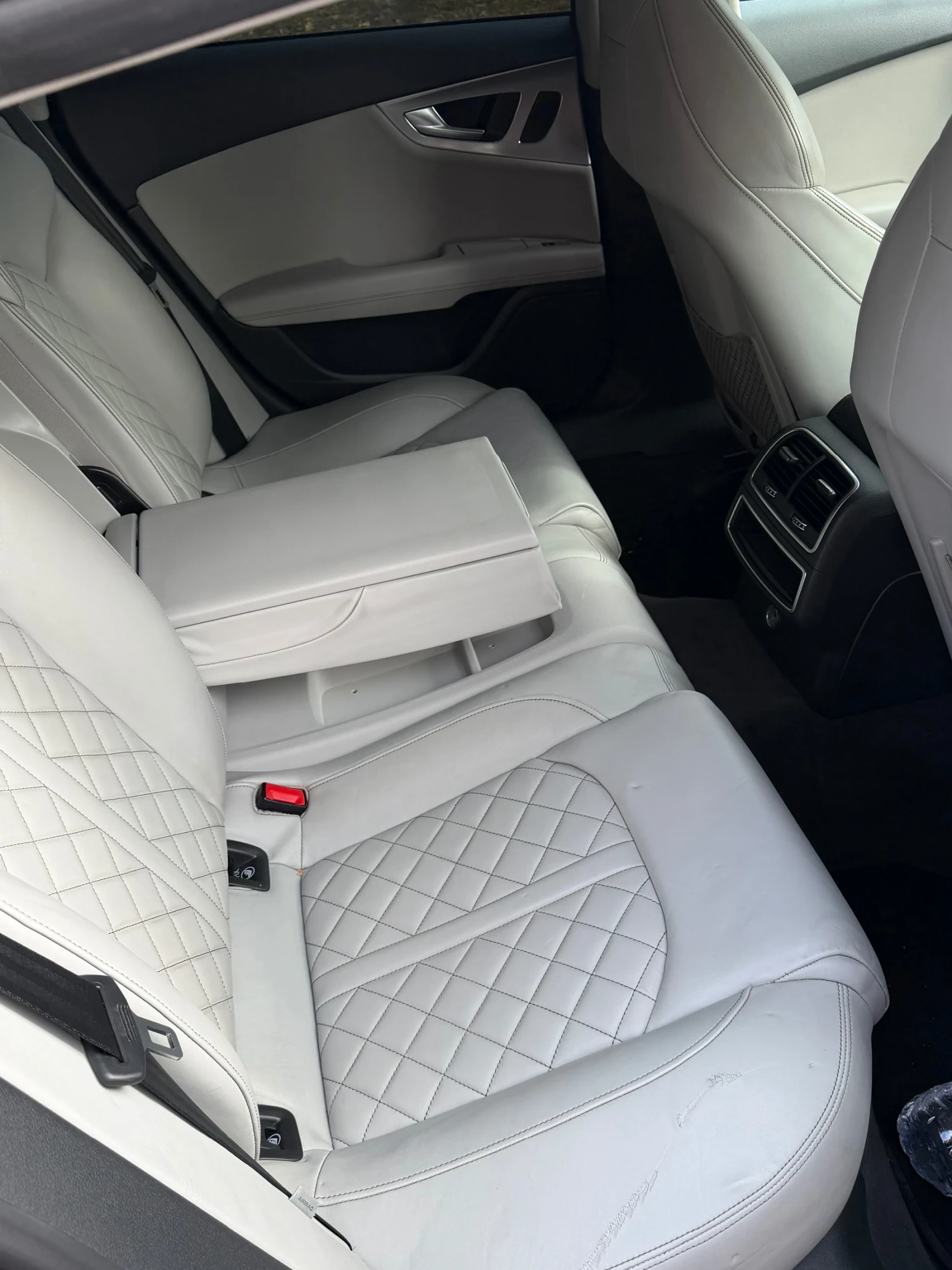 Audi A7, снимка 3 - Автомобили и джипове - 56649846