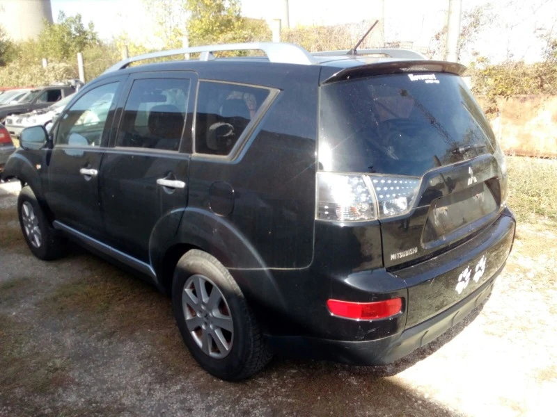 Mitsubishi Outlander 2.4i na chasti, снимка 1 - Автомобили и джипове - 42482126