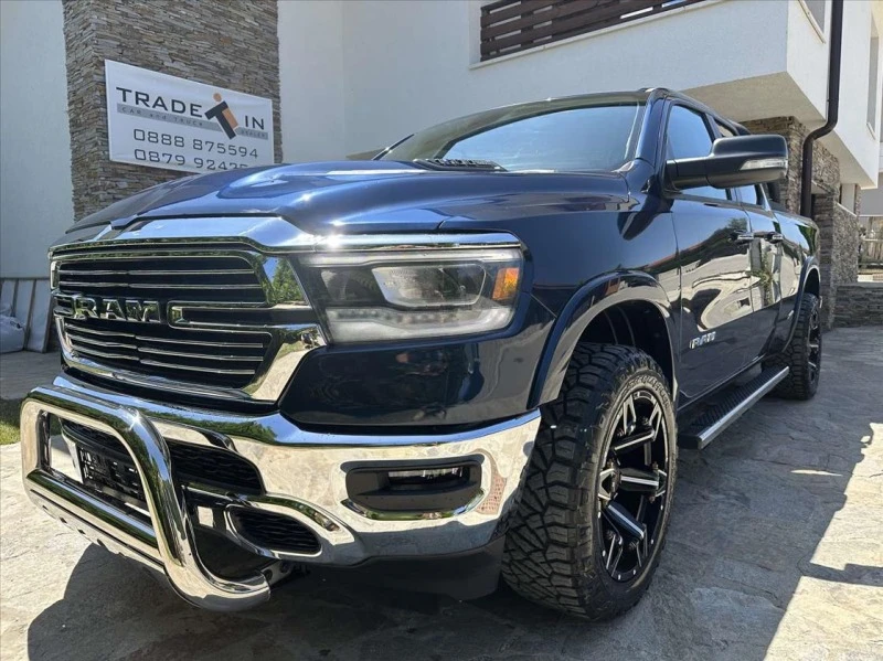 Dodge RAM 1500 Laramie 5.7L, снимка 1 - Автомобили и джипове - 44529686