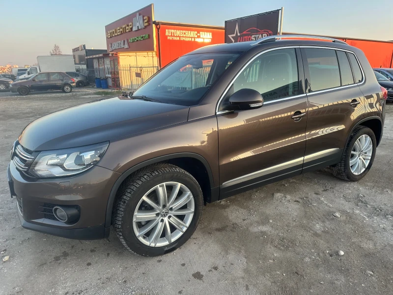 VW Tiguan 2.0 TDI NAVI, снимка 3 - Автомобили и джипове - 49363638