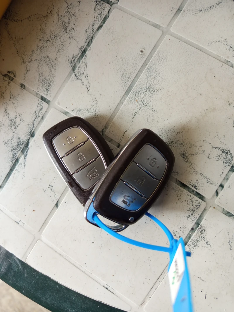 Hyundai Tucson Automatic 1.7crdi, снимка 12 - Автомобили и джипове - 52583735