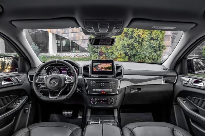 Mercedes-Benz GLE 350 d* COUPE* 4MATIC* AMG* CARBON* 3XTV* NIGHT* 360CAM, снимка 13 - Автомобили и джипове - 52769789