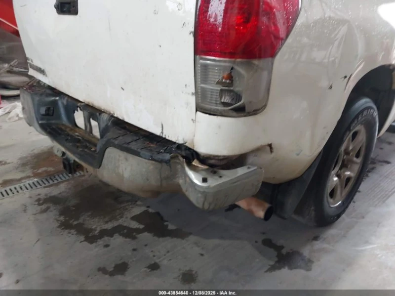 Toyota Tundra 5.7L V-8 DOHC, VVT, 381HP 4X2 Drive, снимка 13 - Автомобили и джипове - 52915304