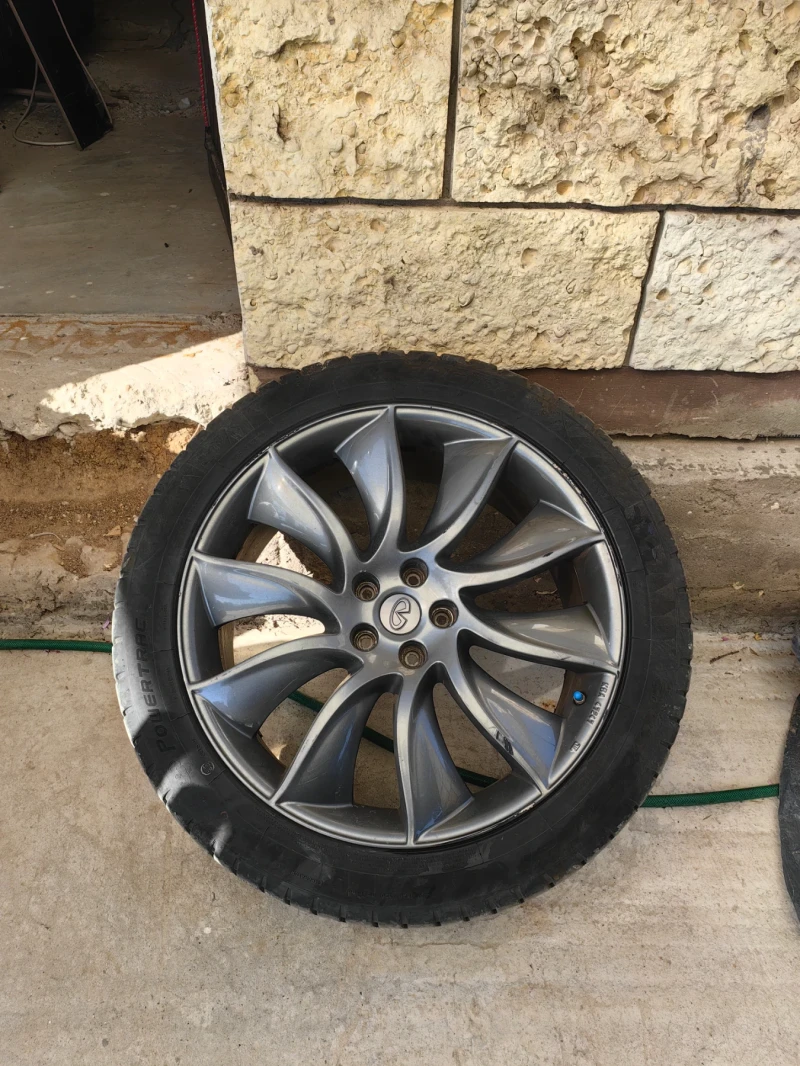 Infiniti Fx 50, снимка 4 - Автомобили и джипове - 53002415