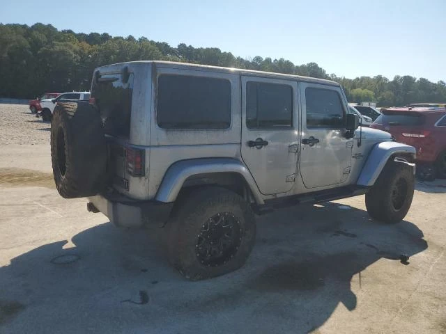 Jeep Wrangler 3.6L 6 4x4 w/Rear Wheel Drv, снимка 6 - Автомобили и джипове - 53047138