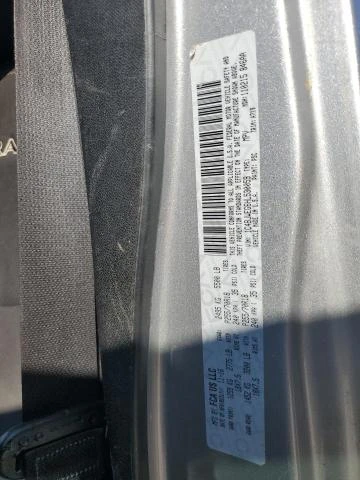 Jeep Wrangler 3.6L 6 4x4 w/Rear Wheel Drv, снимка 5 - Автомобили и джипове - 53047138