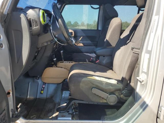 Jeep Wrangler 3.6L 6 4x4 w/Rear Wheel Drv, снимка 10 - Автомобили и джипове - 53047138