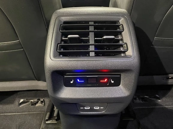 VW Tayron 2.0 TDI 4Motion = R-line = 7 Seats �������� | Mobile.bg � ����������� 10