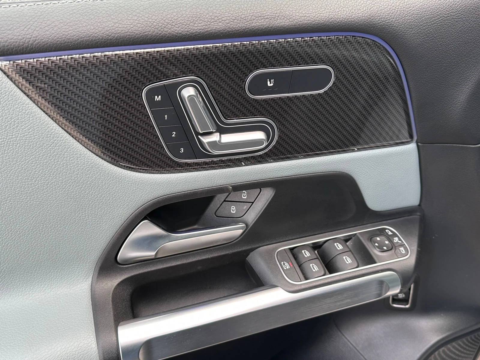 Mercedes-Benz GLB 200 4MATIC 6+ 1 | Mobile.bg   11