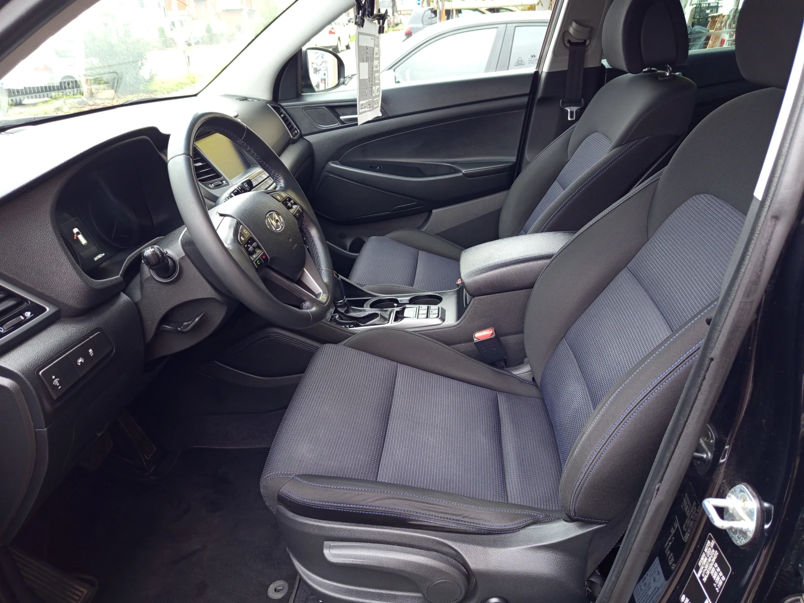 Hyundai Tucson Automatic 1.7crdi - изображение 8