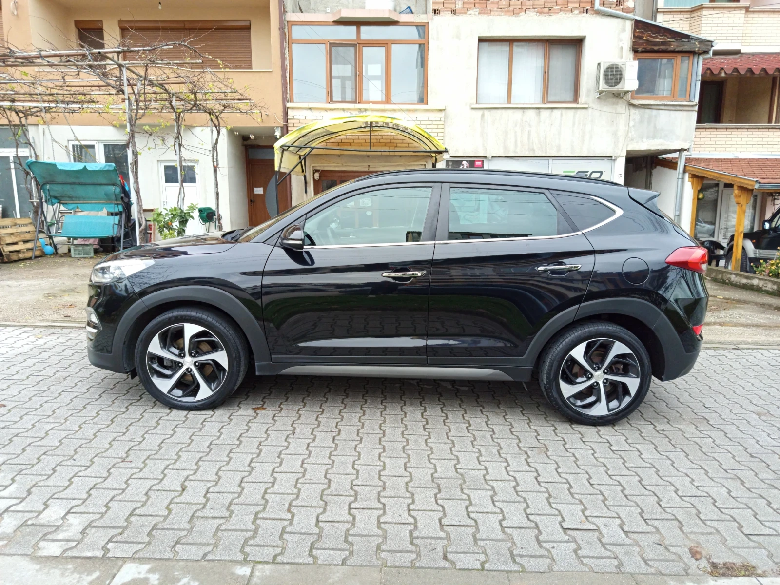 Hyundai Tucson Automatic 1.7crdi - изображение 3