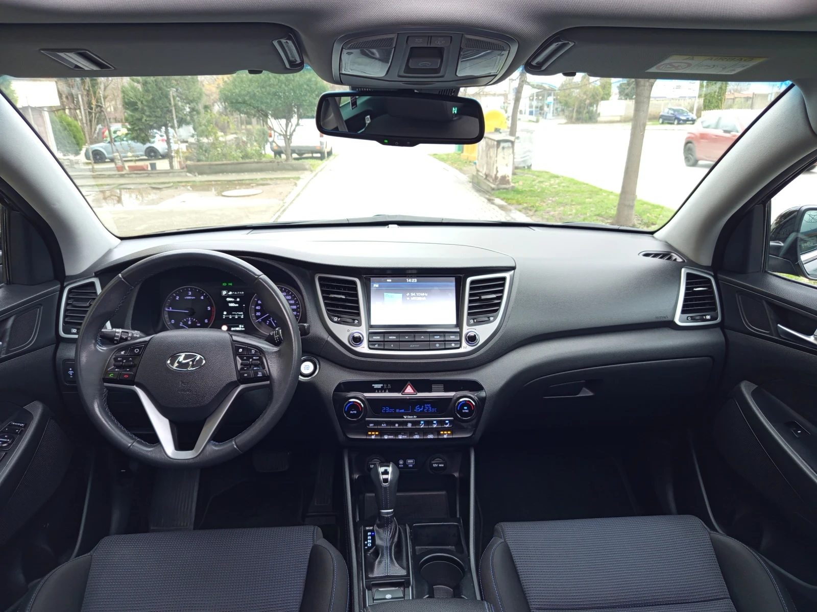 Hyundai Tucson Automatic 1.7crdi - изображение 7