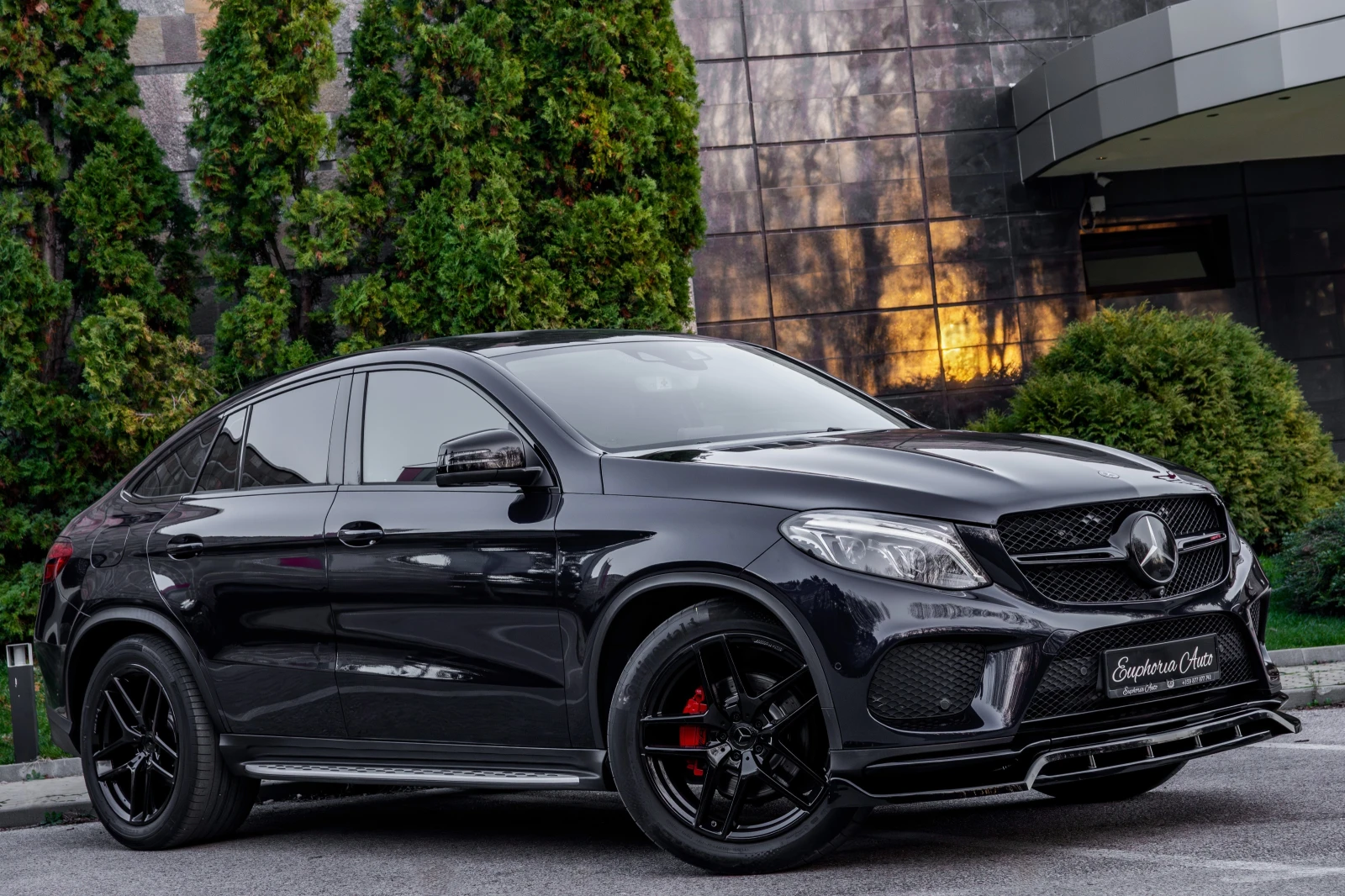 Mercedes-Benz GLE 350 d* COUPE* 4MATIC* AMG* CARBON* 3XTV* NIGHT* 360CAM - изображение 7