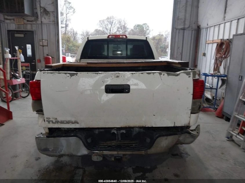 Toyota Tundra 5.7L V-8 DOHC, VVT, 381HP 4X2 Drive | Mobile.bg � ����������� 8