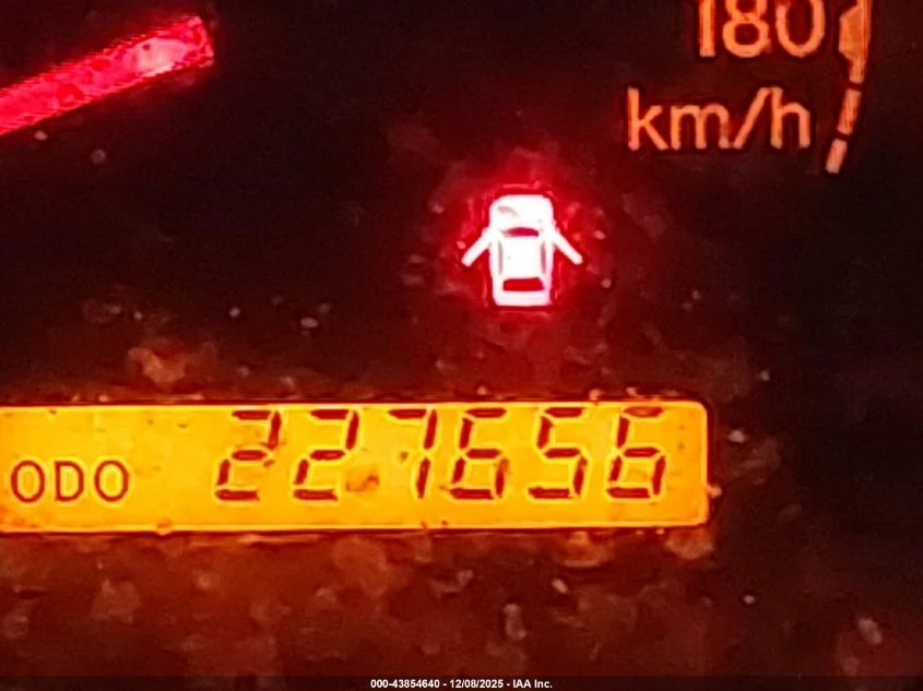 Toyota Tundra 5.7L V-8 DOHC, VVT, 381HP 4X2 Drive | Mobile.bg � ����������� 7