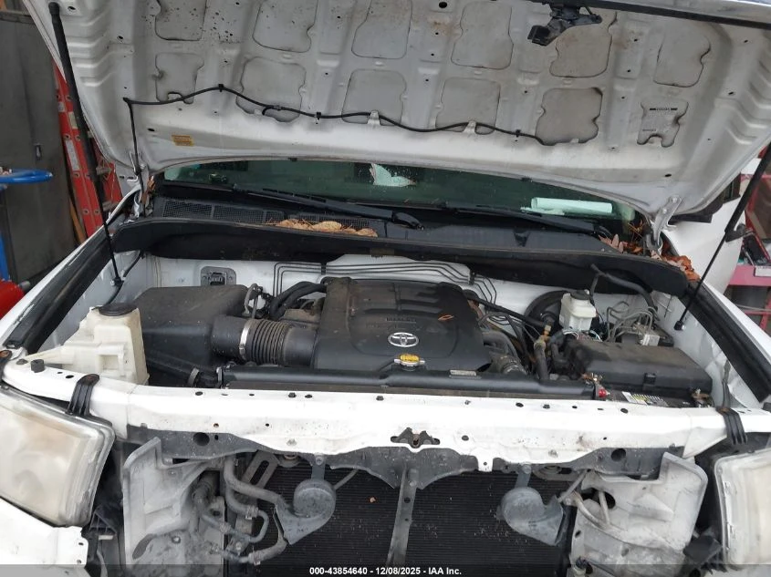 Toyota Tundra 5.7L V-8 DOHC, VVT, 381HP 4X2 Drive | Mobile.bg � ����������� 17