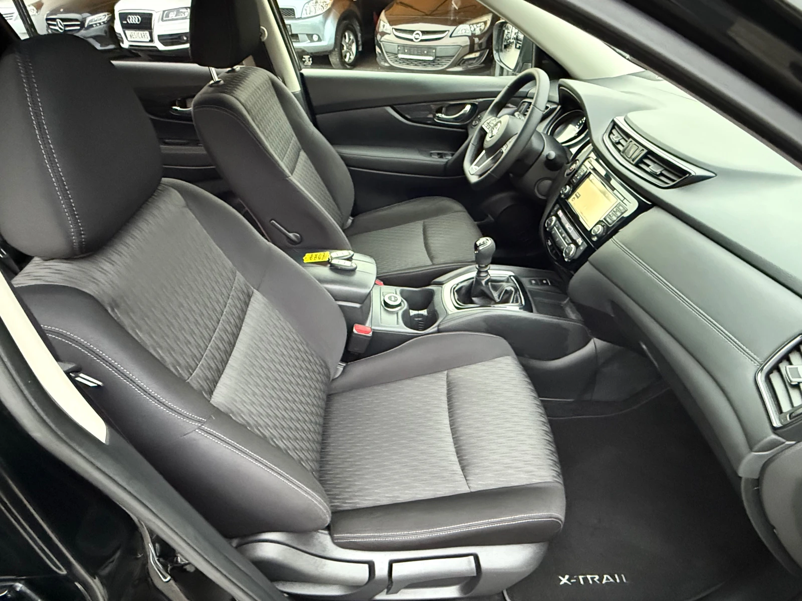 Nissan X-trail 2.0dci 4x4 TEKNA FULLL !!! ��� ��������� !!!!!! | Mobile.bg � ����������� 13