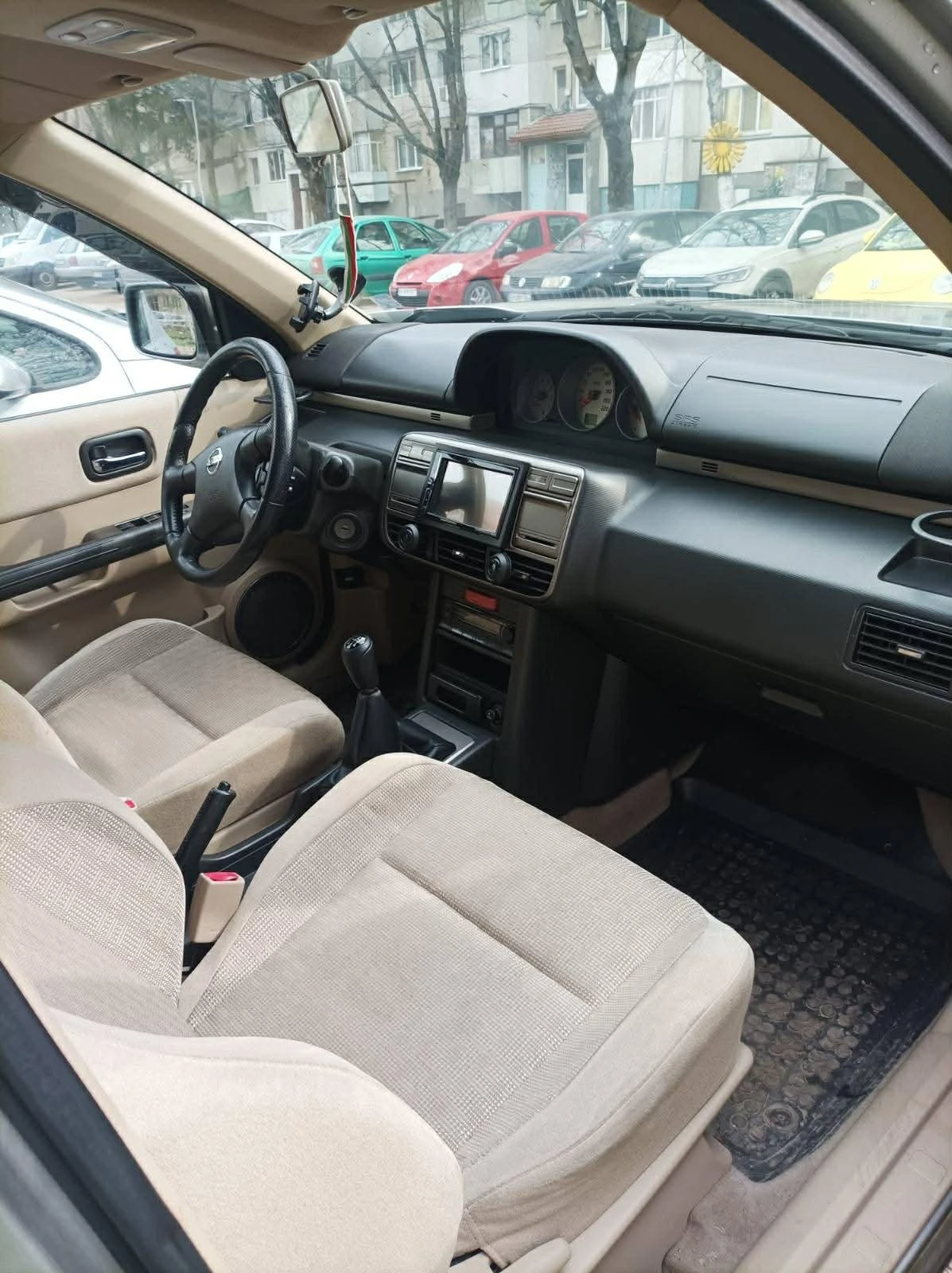 Nissan X-trail 2.0i LPG, снимка 5 - Автомобили и джипове - 53978258