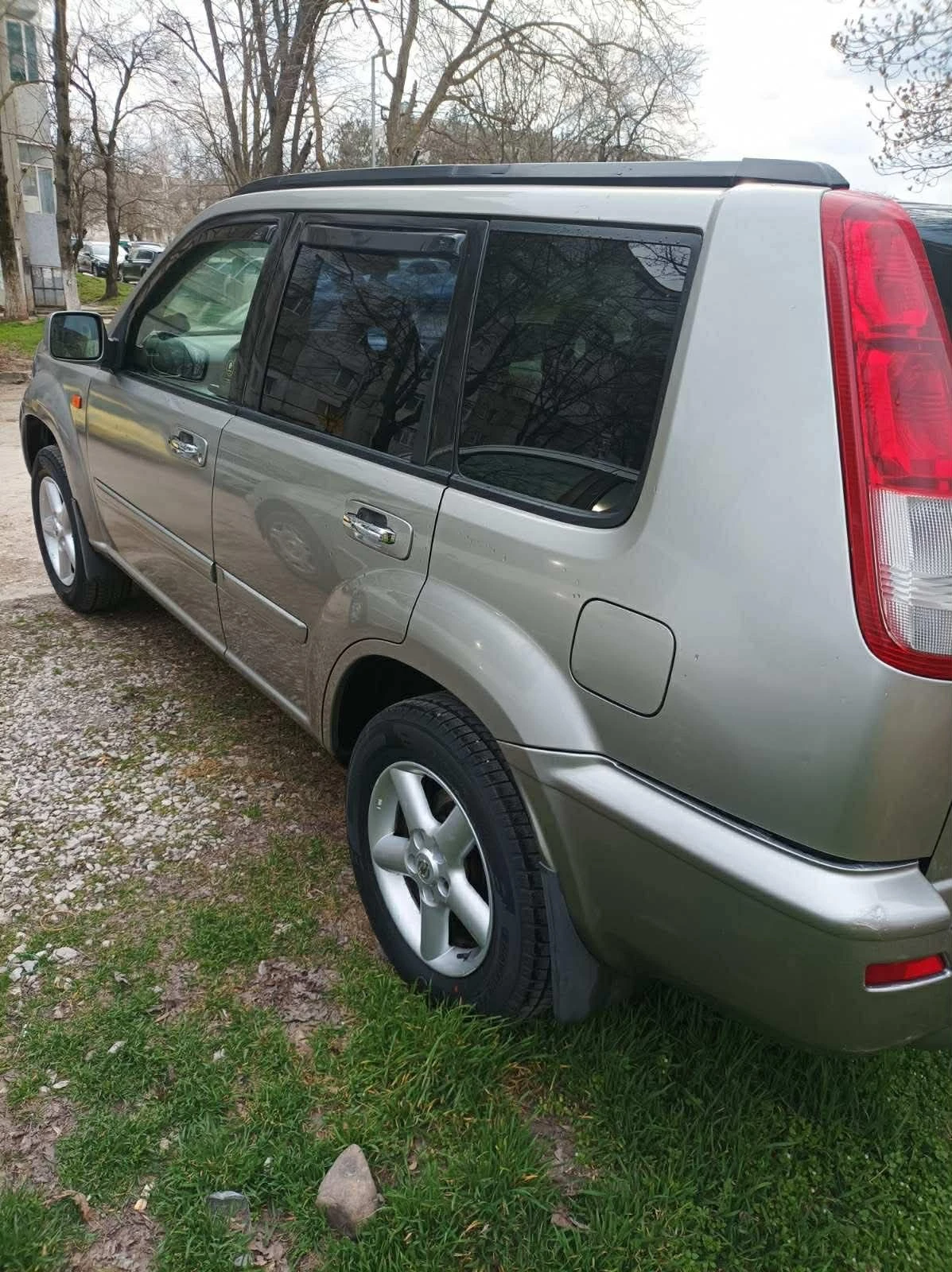 Nissan X-trail 2.0i LPG, снимка 3 - Автомобили и джипове - 53978258