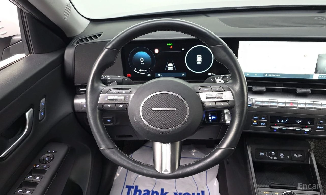 Hyundai Kona Inspiration 4x4* 360 CAM* ПОДГРЕВ* ОБДУХВАНЕ* , снимка 10 - Автомобили и джипове - 54460381