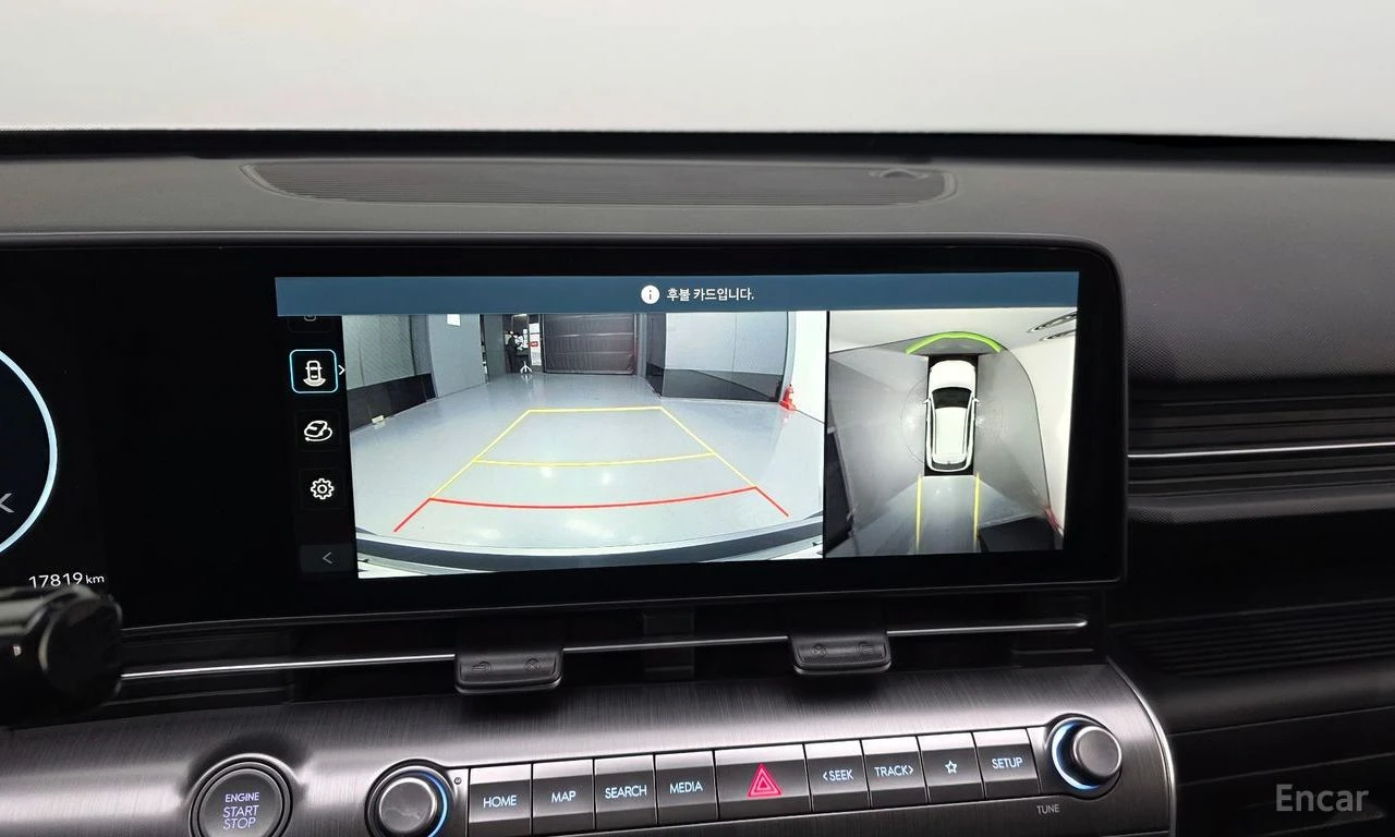 Hyundai Kona Inspiration 4x4* 360 CAM* ПОДГРЕВ* ОБДУХВАНЕ* , снимка 13 - Автомобили и джипове - 54460381