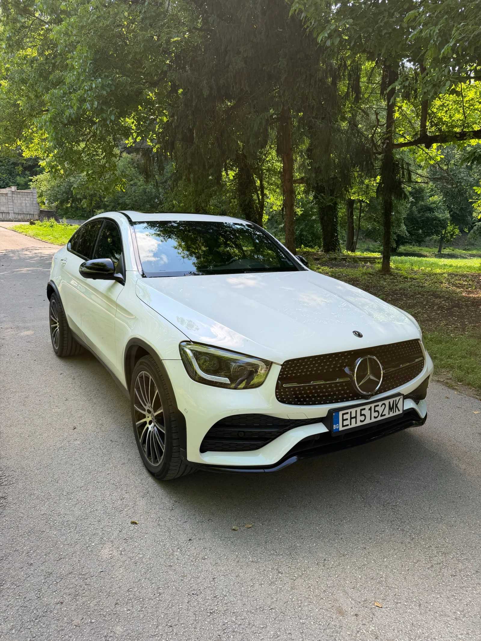 Mercedes-Benz GLC 300  4M Coupe AMG-TOP, снимка 2 - Автомобили и джипове - 54797823