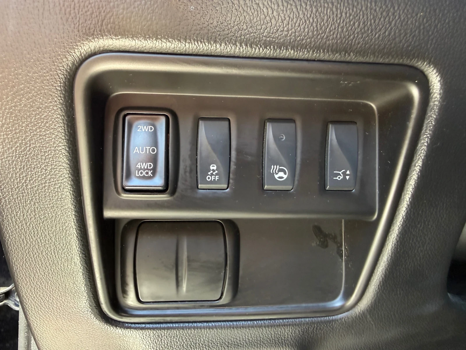 Renault Koleos, снимка 17 - Автомобили и джипове - 55082977