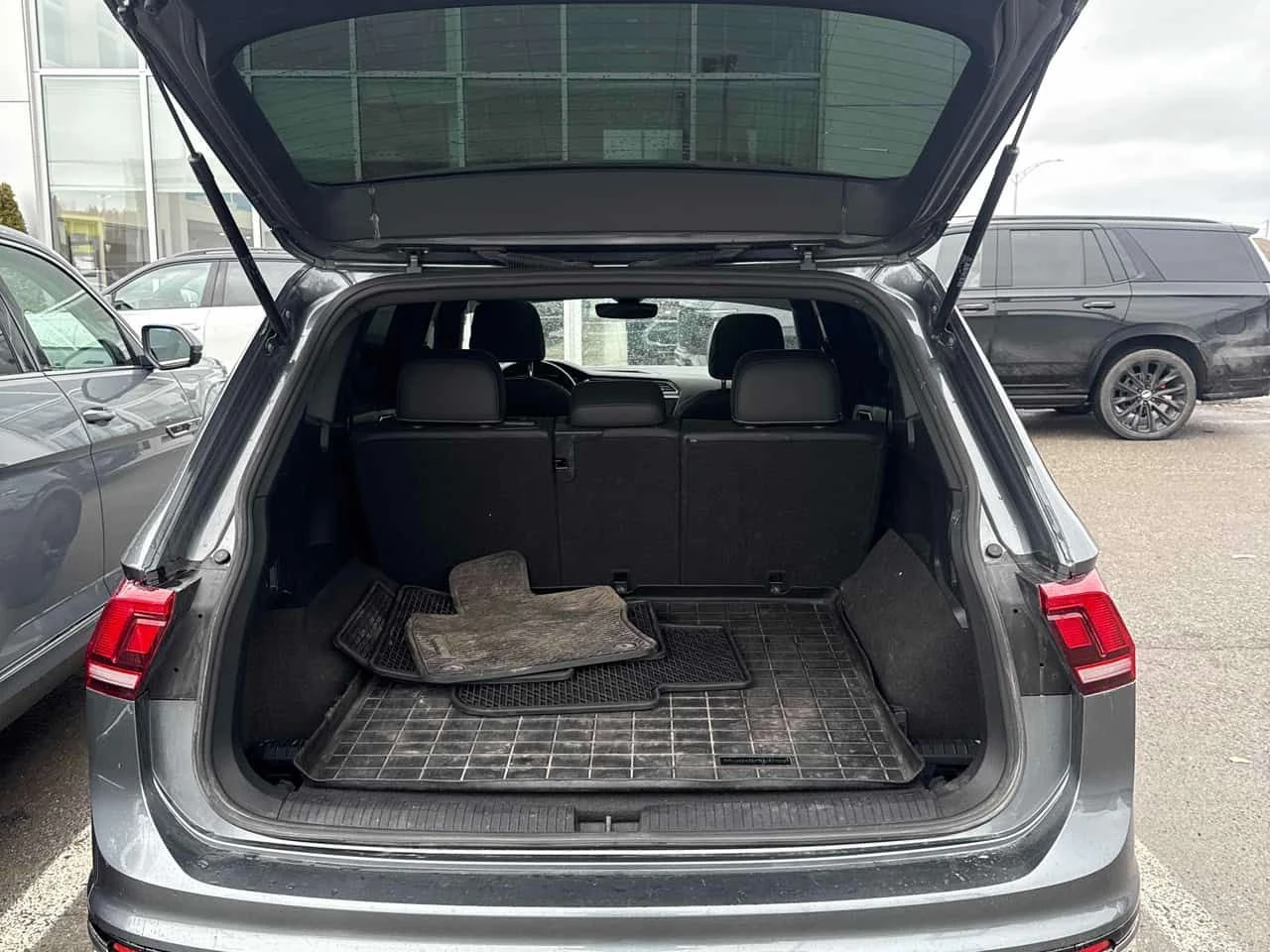 VW Tiguan  R Line Black Edition / ���������� / ���� �� �� | Mobile.bg � ����������� 6