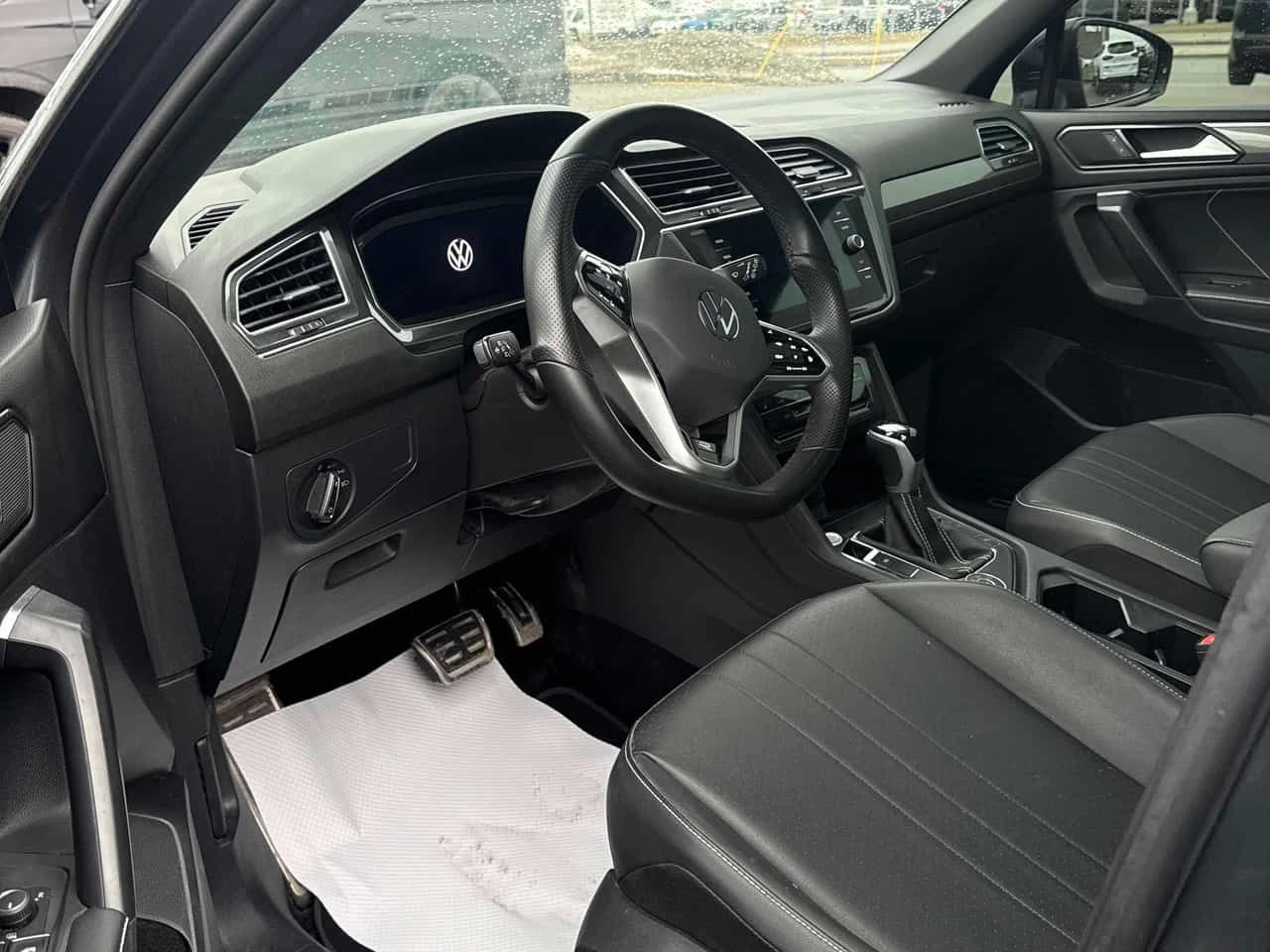 VW Tiguan  R Line Black Edition / ���������� / ���� �� �� | Mobile.bg � ����������� 8