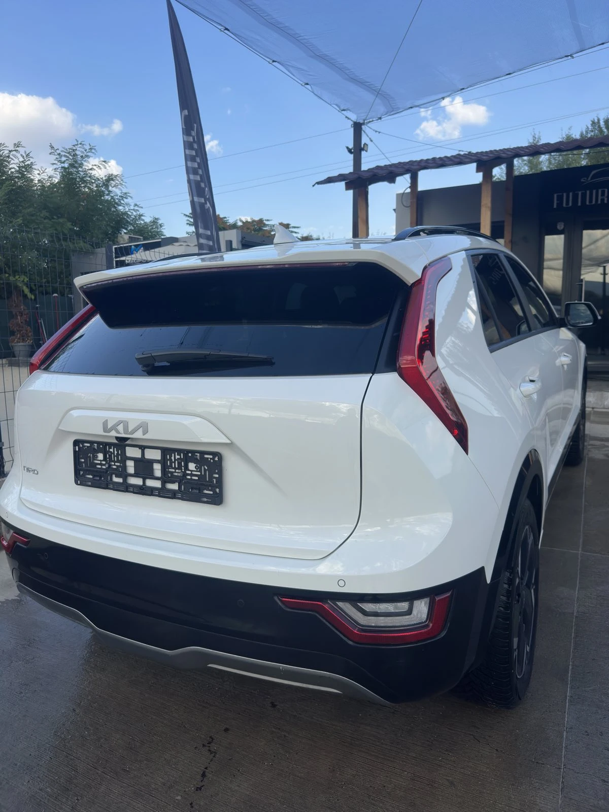 Kia Niro 64KWh/INSPIRATION/KIACONNECT/2023, снимка 6 - Автомобили и джипове - 55671574