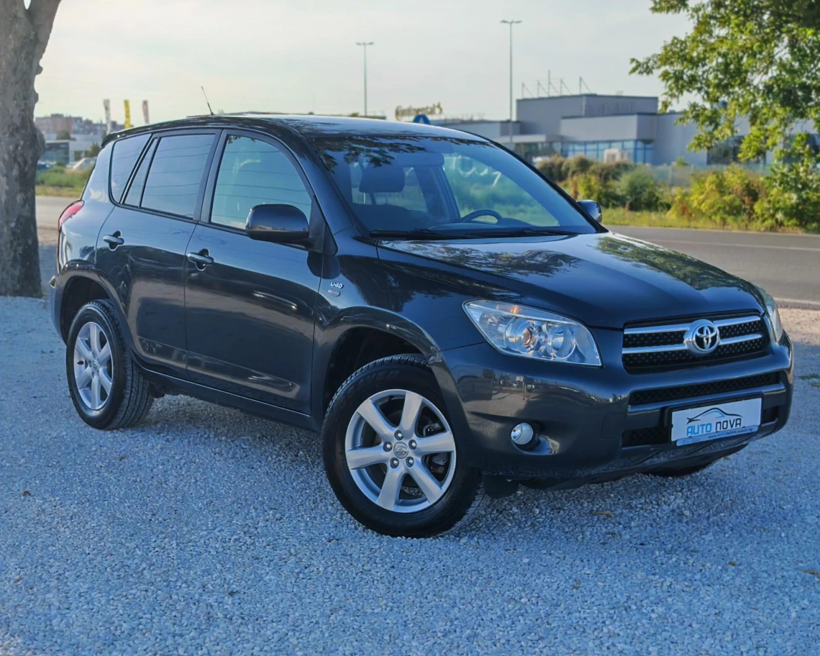 Toyota Rav4 2.2 136 �.�. �����! 4�4! �������� ���������! | Mobile.bg � ����������� 1
