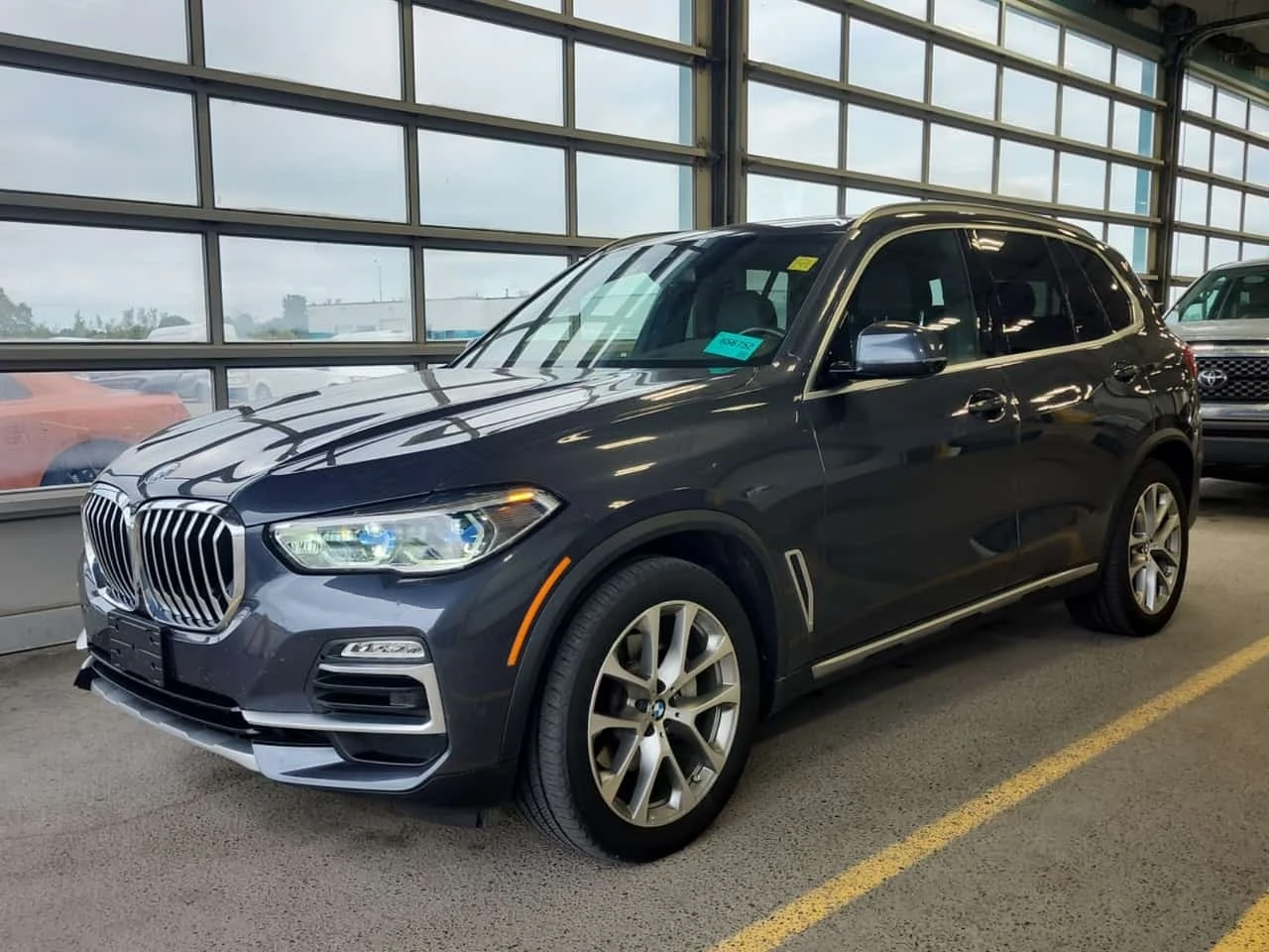 BMW X5 * KEYLESS * ЛАЗЕРИ * HEAD UP * DRIVE ASSIST * 