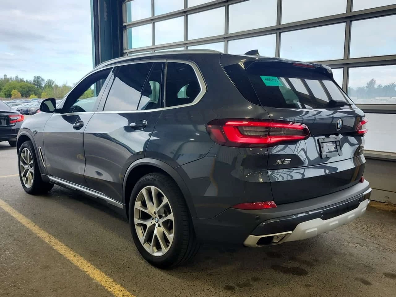 BMW X5 * KEYLESS * ЛАЗЕРИ * HEAD UP * DRIVE ASSIST * , снимка 4 - Автомобили и джипове - 56253072