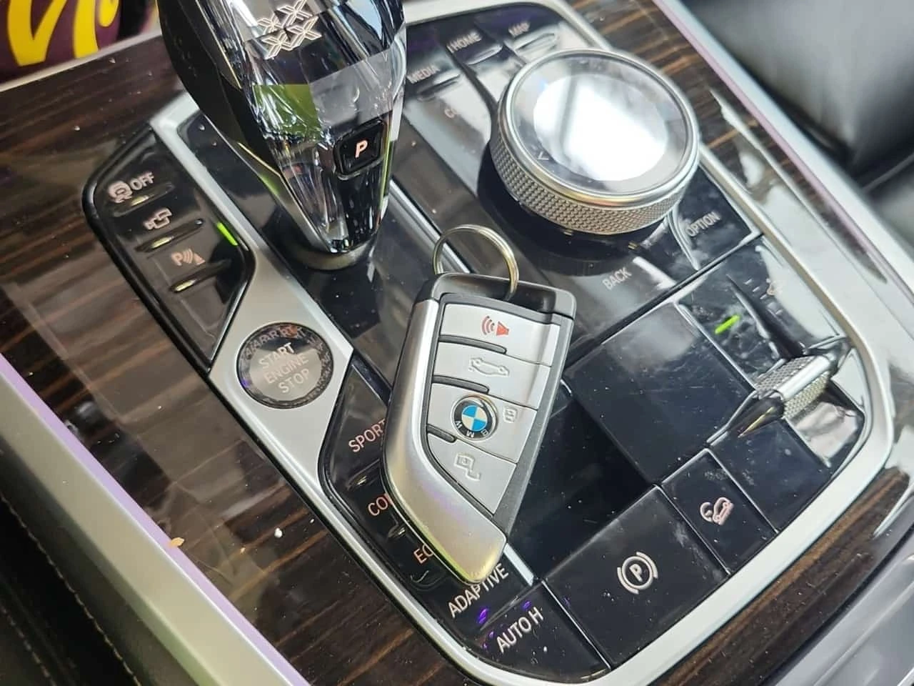 BMW X5 * KEYLESS * ЛАЗЕРИ * HEAD UP * DRIVE ASSIST * , снимка 8 - Автомобили и джипове - 56253072