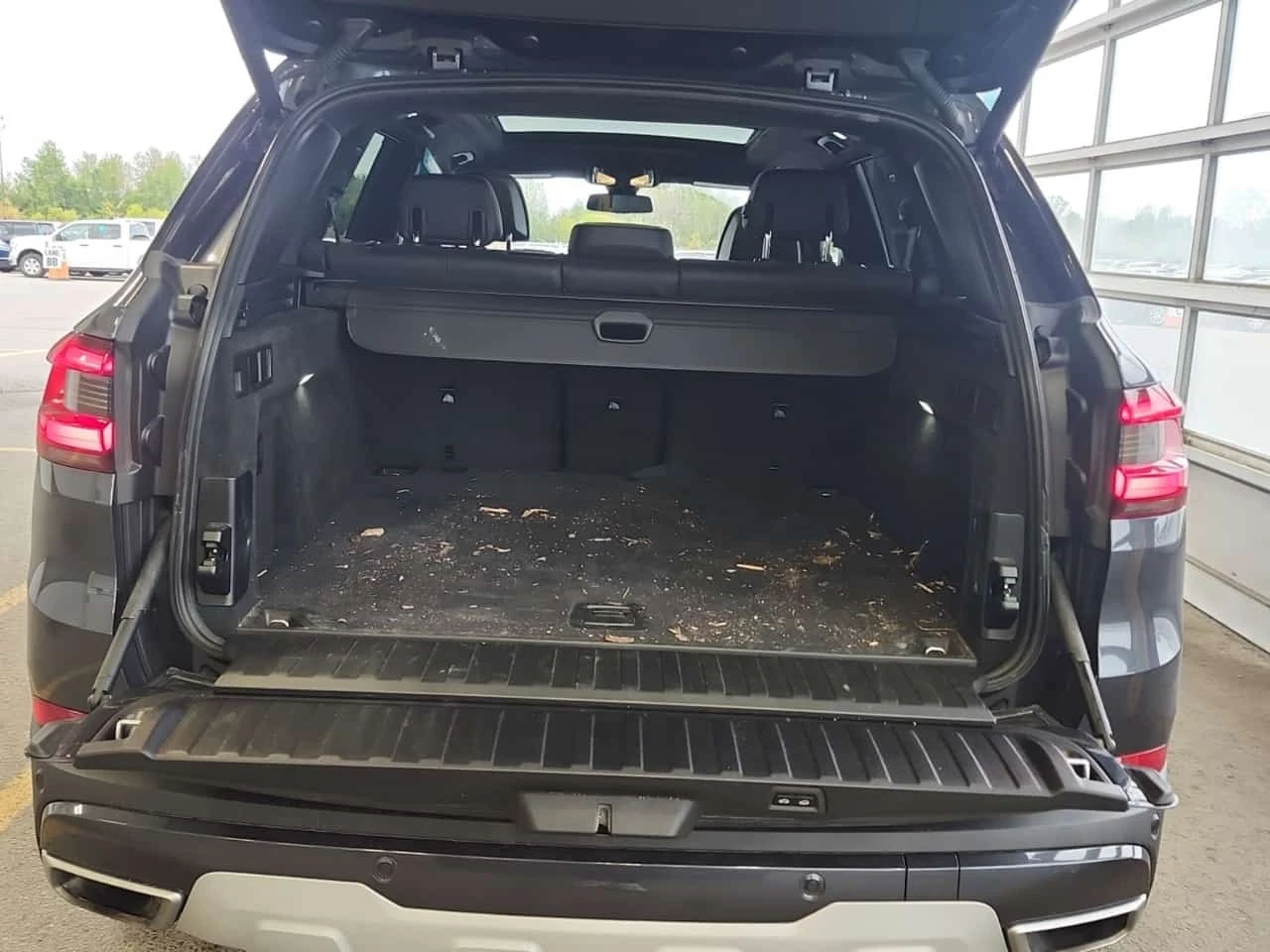 BMW X5 * KEYLESS * ЛАЗЕРИ * HEAD UP * DRIVE ASSIST * , снимка 14 - Автомобили и джипове - 56253072