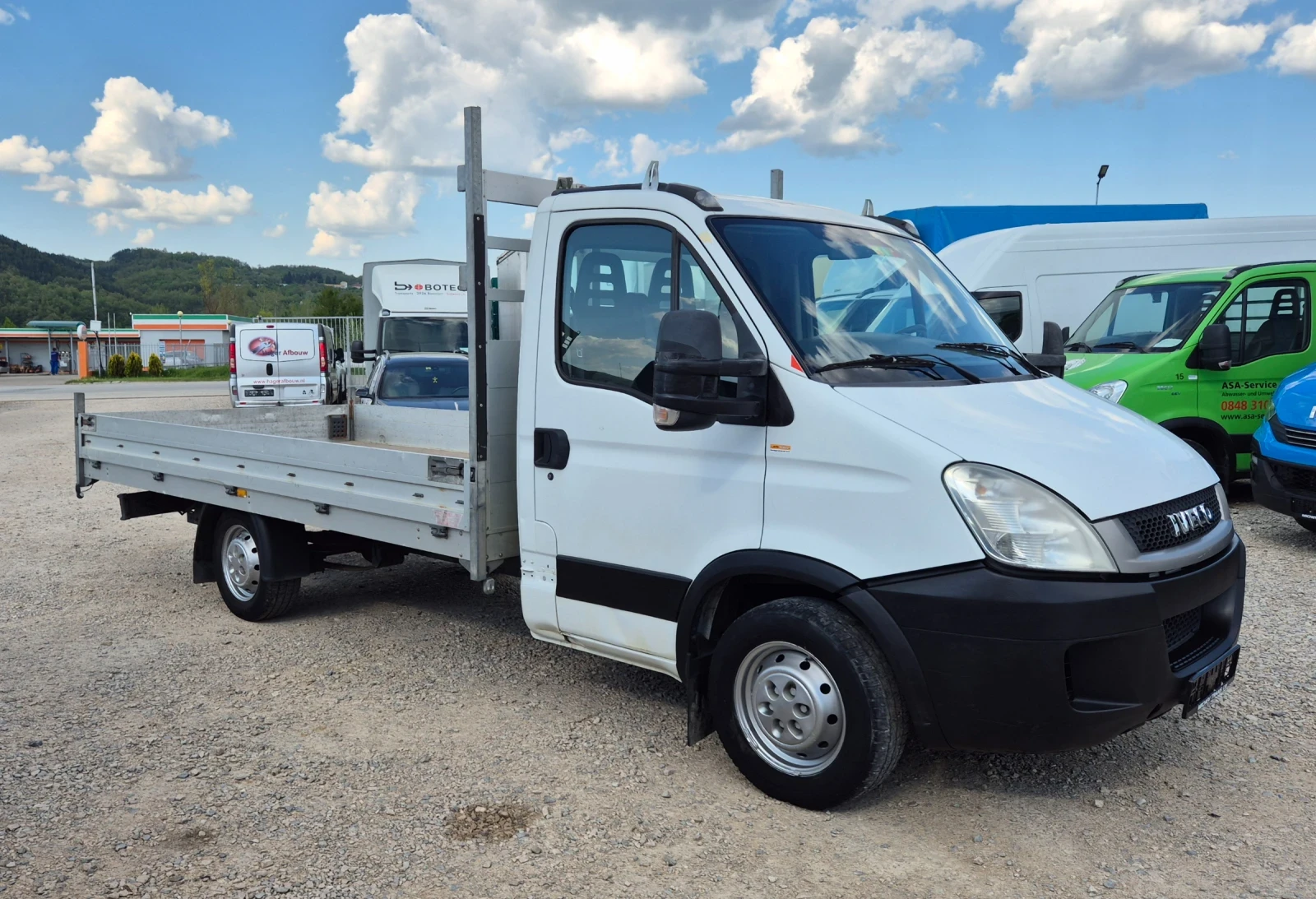 Iveco Daily 35s17* 4.20м.* КЛИМАТИК* ШВЕЙЦАРИЯ* , снимка 5 - Бусове и автобуси - 54346183