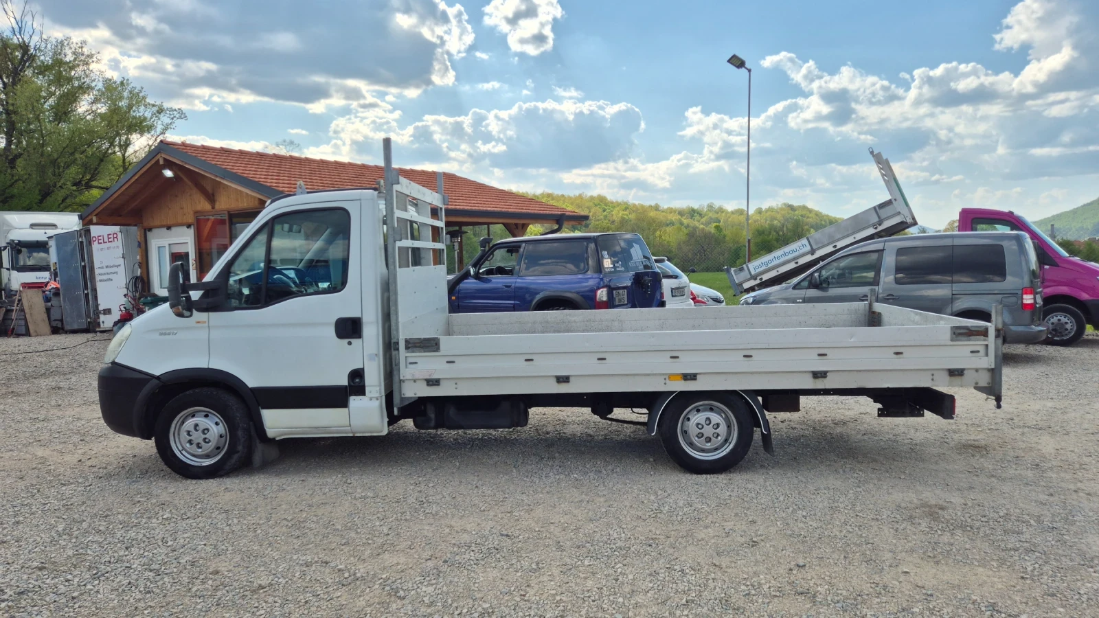 Iveco Daily 35s17* 4.20м.* КЛИМАТИК* ШВЕЙЦАРИЯ* , снимка 2 - Бусове и автобуси - 54346183