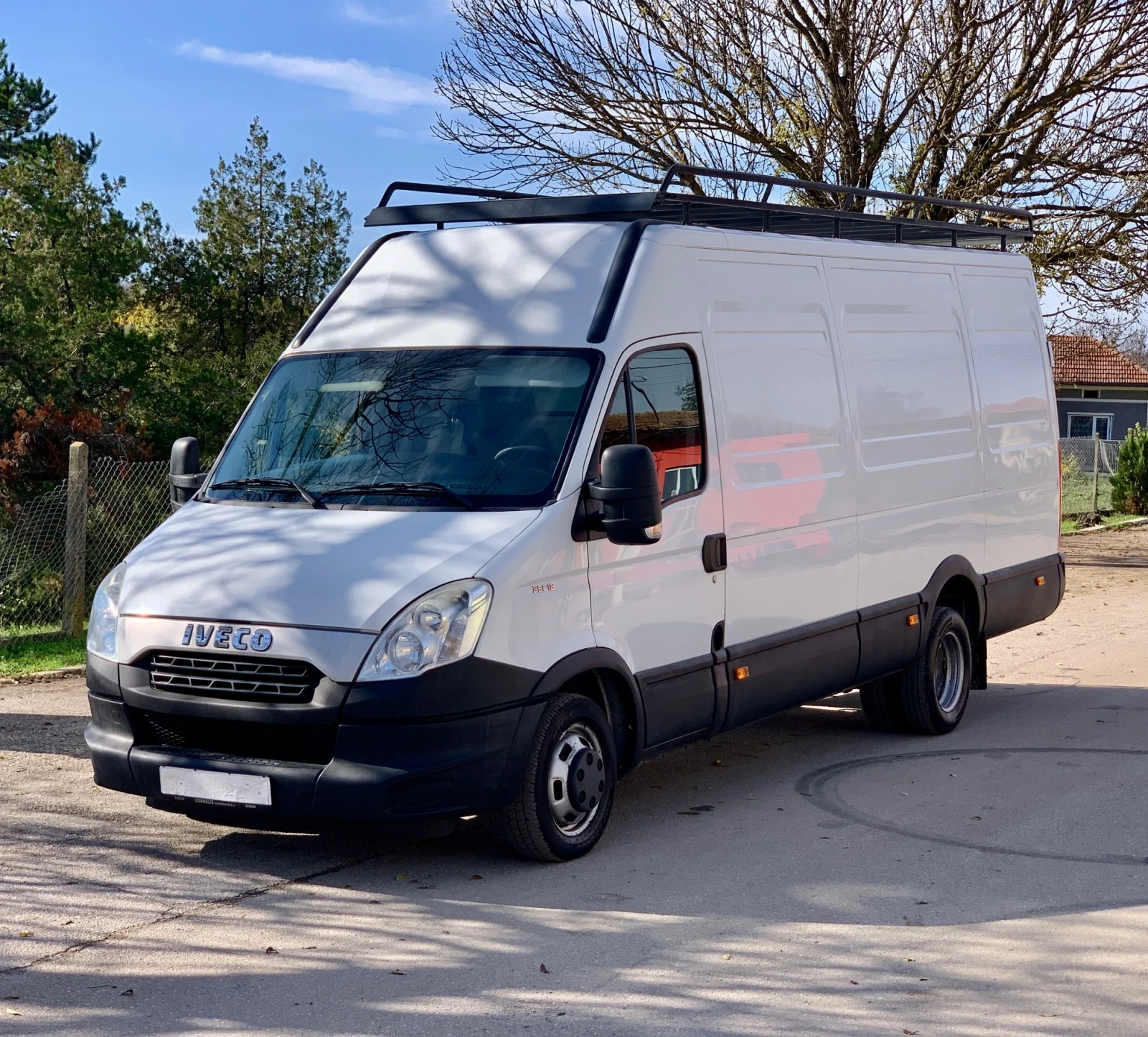 Iveco Daily 197км* MAXI XXL 4.70* КЛИМА* БАГАЖНИК* СЕРВИЗНА КН, снимка 3 - Бусове и автобуси - 54461277