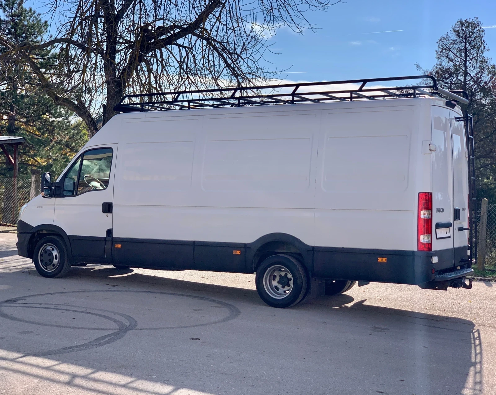 Iveco Daily 197км* MAXI XXL 4.70* КЛИМА* БАГАЖНИК* СЕРВИЗНА КН, снимка 6 - Бусове и автобуси - 54461277
