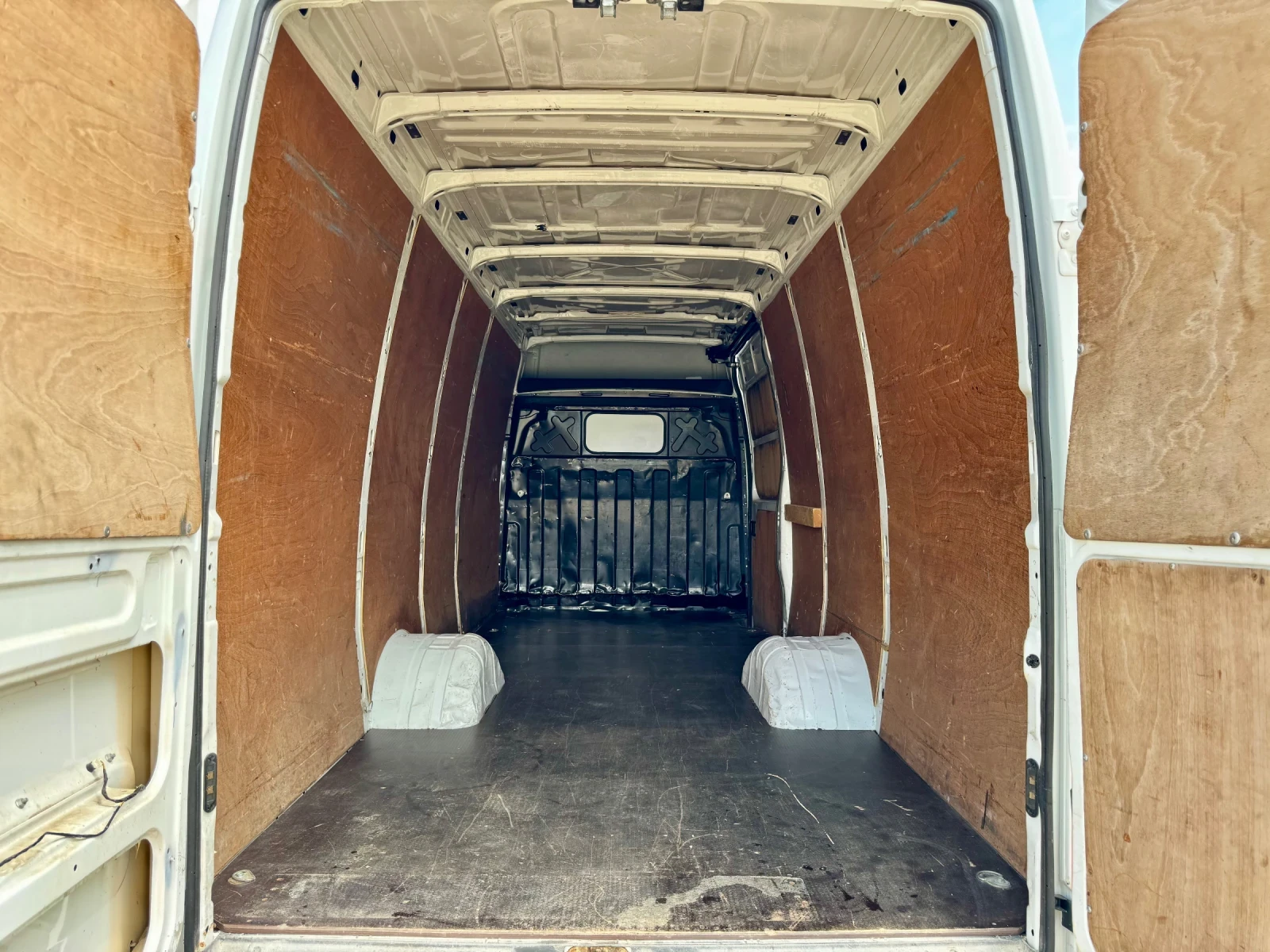 Iveco Daily 197км* MAXI XXL 4.70* КЛИМА * СЕРВИЗНА ИСТОРИЯ, снимка 5 - Бусове и автобуси - 54757978