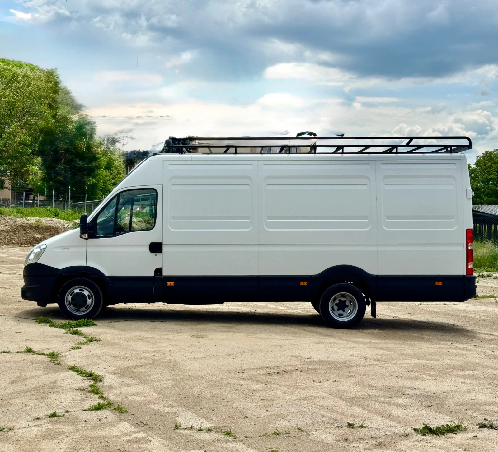 Iveco Daily 197км* MAXI XXL 4.70* КЛИМА * СЕРВИЗНА ИСТОРИЯ, снимка 3 - Бусове и автобуси - 54757978